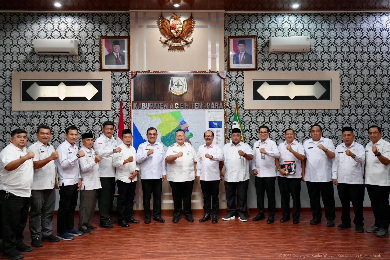 Kemenkum Aceh - Wabup Aceh Tenggara Bahas Koperasi Merah Putih dan Posbankum Desa